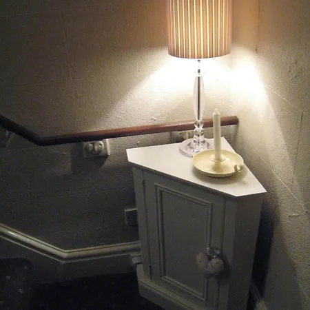 B&B Wordsworths