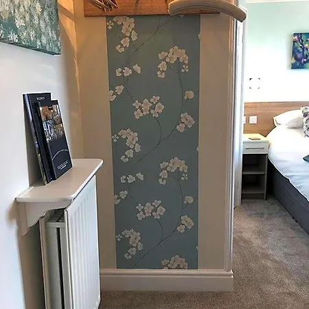 Bed & Breakfast Wordsworths 4*