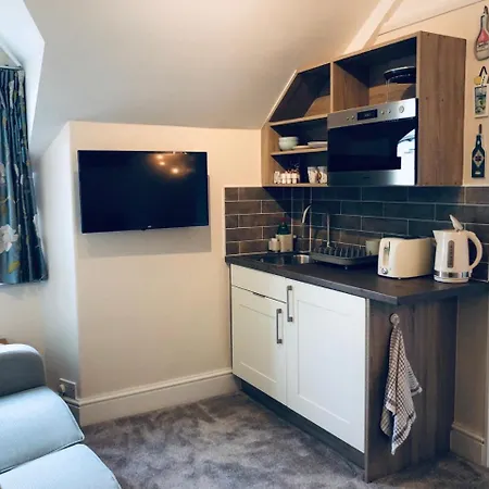 Bed & Breakfast Wordsworths 4*